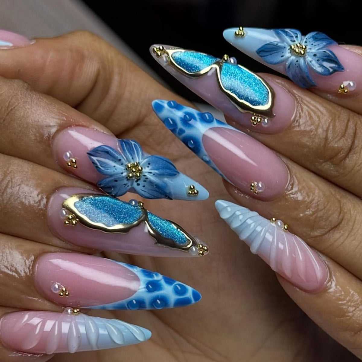 Short Almond Press on Nails Nude Ombre Glossy Fake Nail 30pcs
