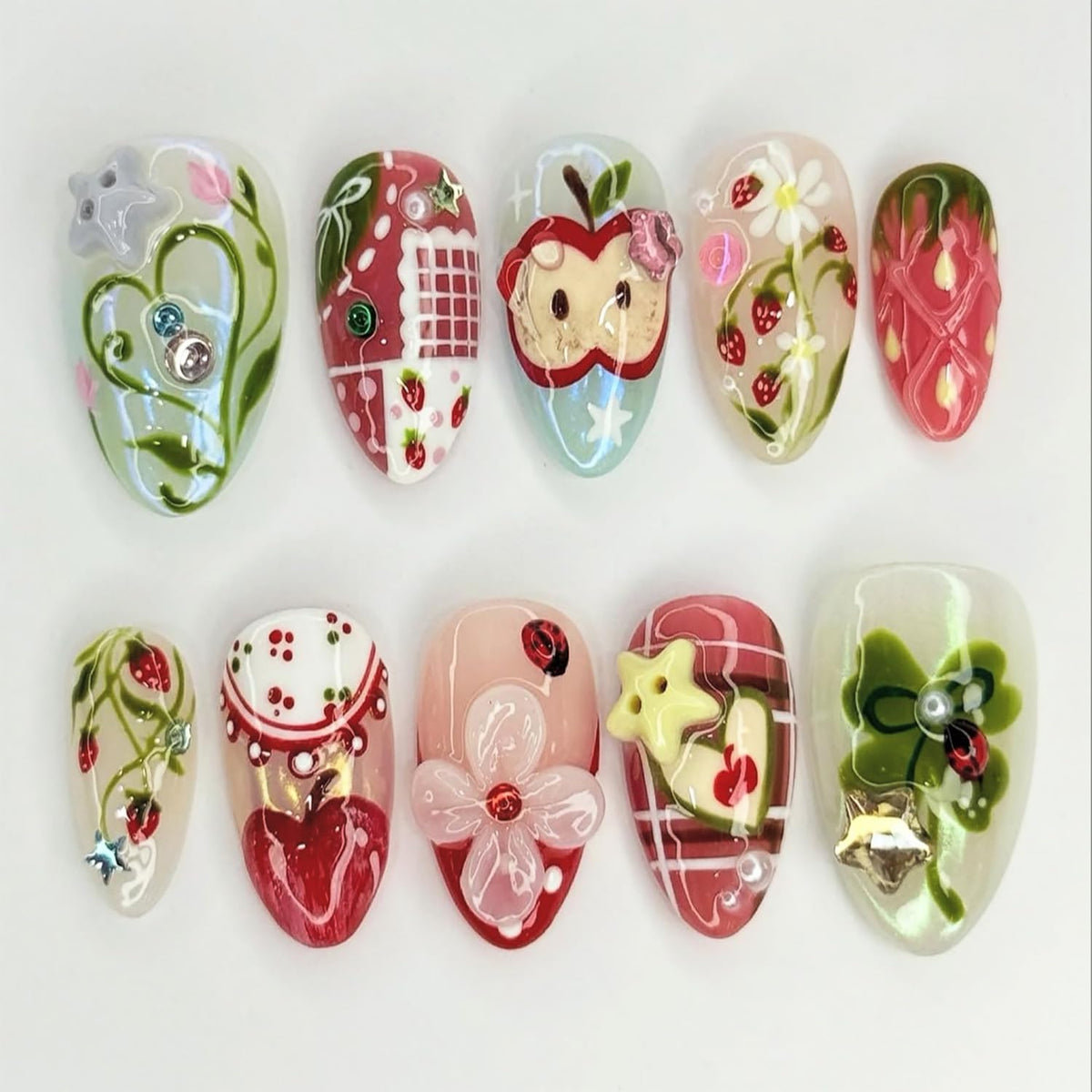 24Pcs White French Tip Press on Nails Medium Almond Fake Nails with Heart Pearl Design French Tip False Nails Cute 3D Bow Gems Stick on Nail Full Cover Reusable Glue on Nails for Women Wedding Daily