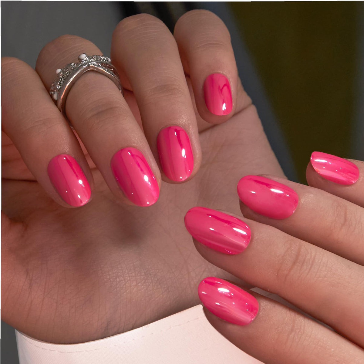 CurvLife Short Oval Chrome Nude Press On Nails, Champagne Pearl, Soft Gel