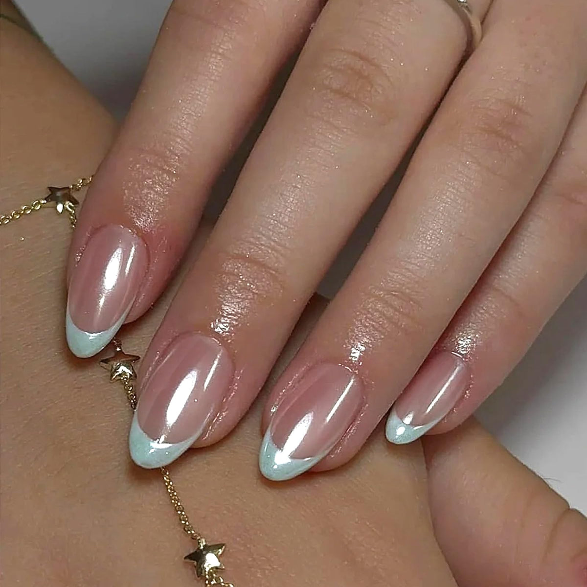 Pearl White Chrome Press on Nails Short Oval-Bling Glazed Design Chrome Glue on Nail, Salon Quality Shiny Full Cover Stick on Natural Fake Nail with Full Nail Kit for Women Bridal Wedding 32PCS