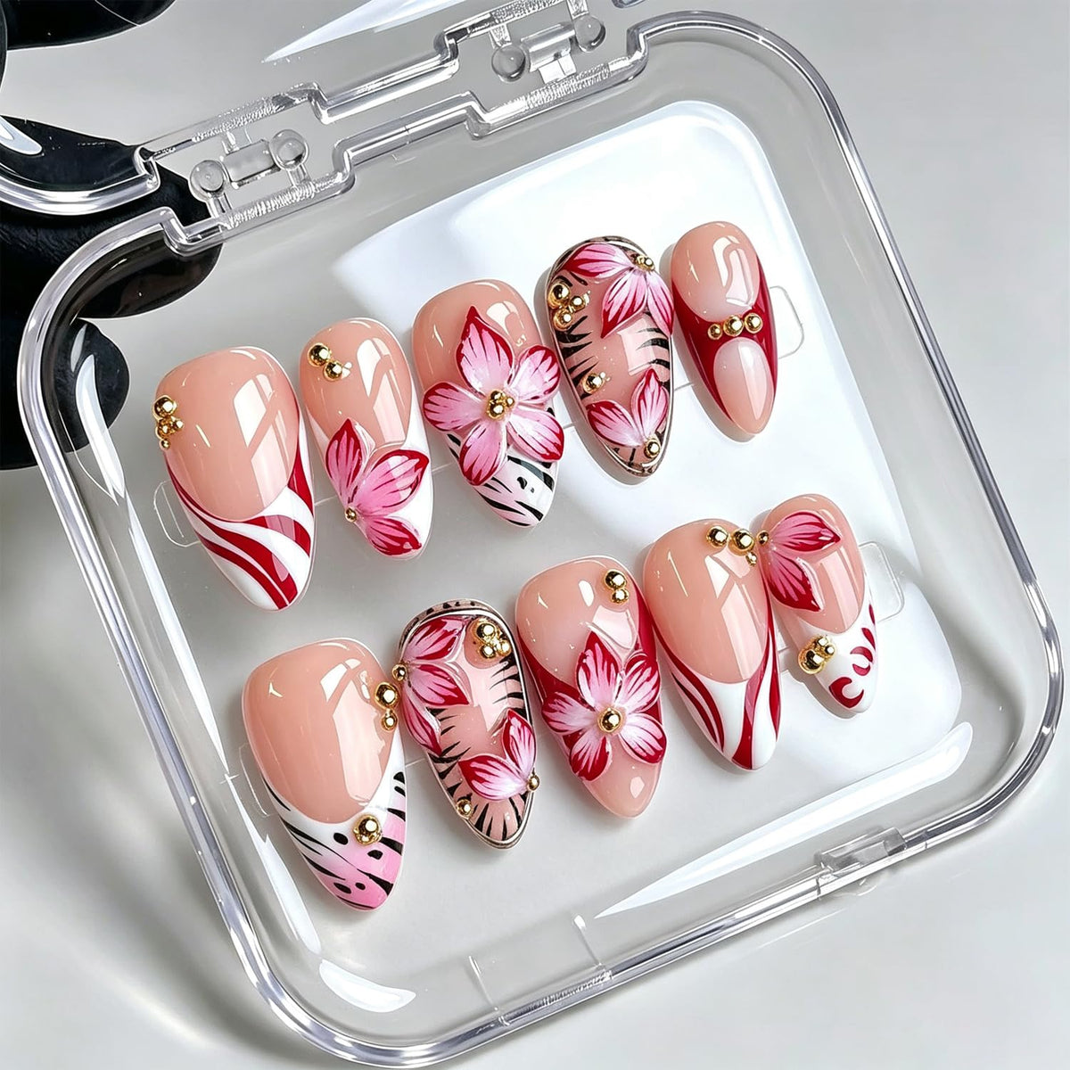 Handmade Press on Nails Gold Beads Almond Fake Nails 10Pcs(Size M)