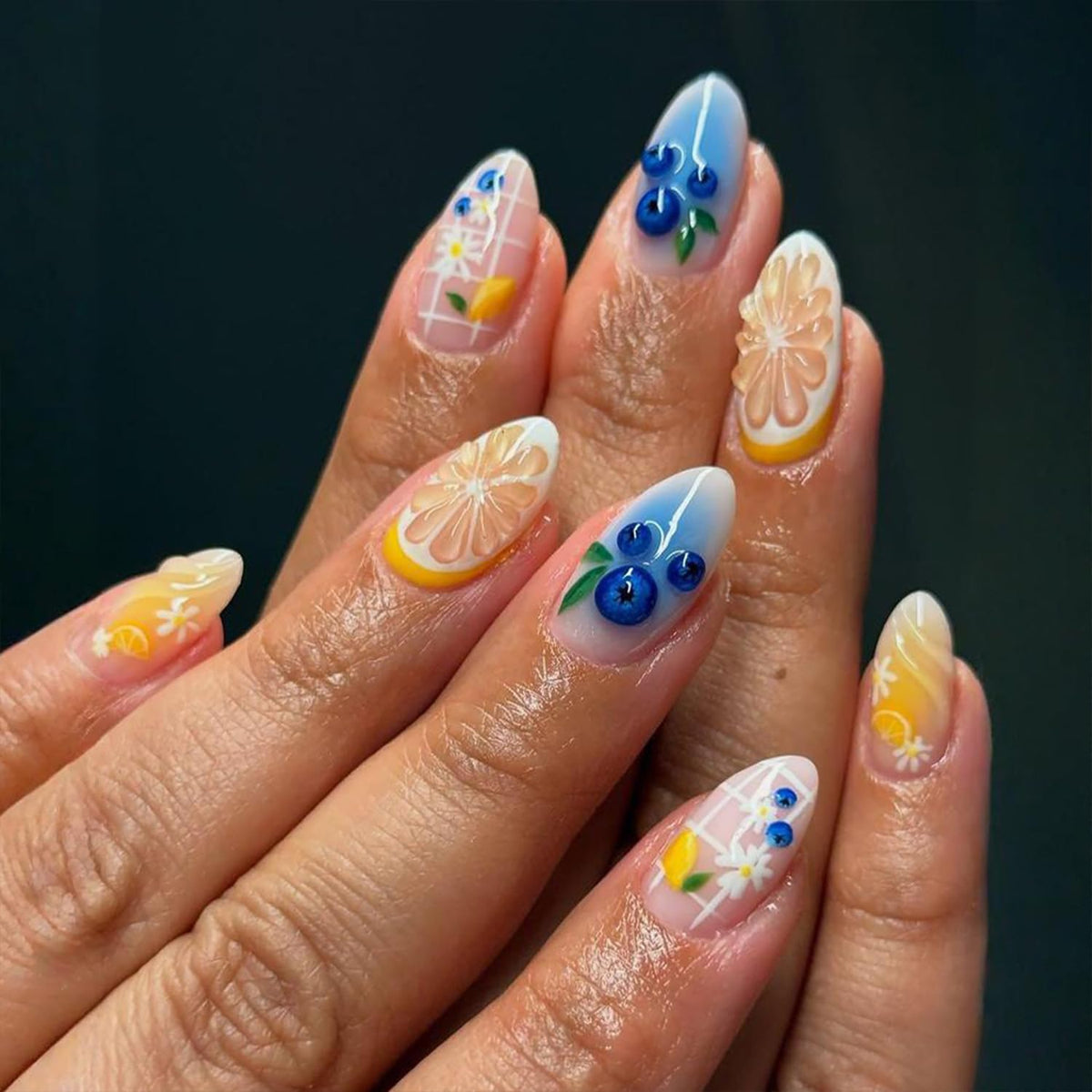 24Pcs White French Tip Press on Nails Medium Almond Fake Nails with Heart Pearl Design French Tip False Nails Cute 3D Bow Gems Stick on Nail Full Cover Reusable Glue on Nails for Women Wedding Daily