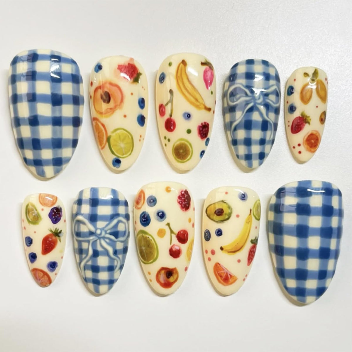 24pcs White French Tip Press on Nails Medium Almond Fake Nails with 3D Bow Acrylic Nails Design Gold Line Stick on Nails French False Nails Kit Full Cover Glue on Nails for Women Nail Decoration