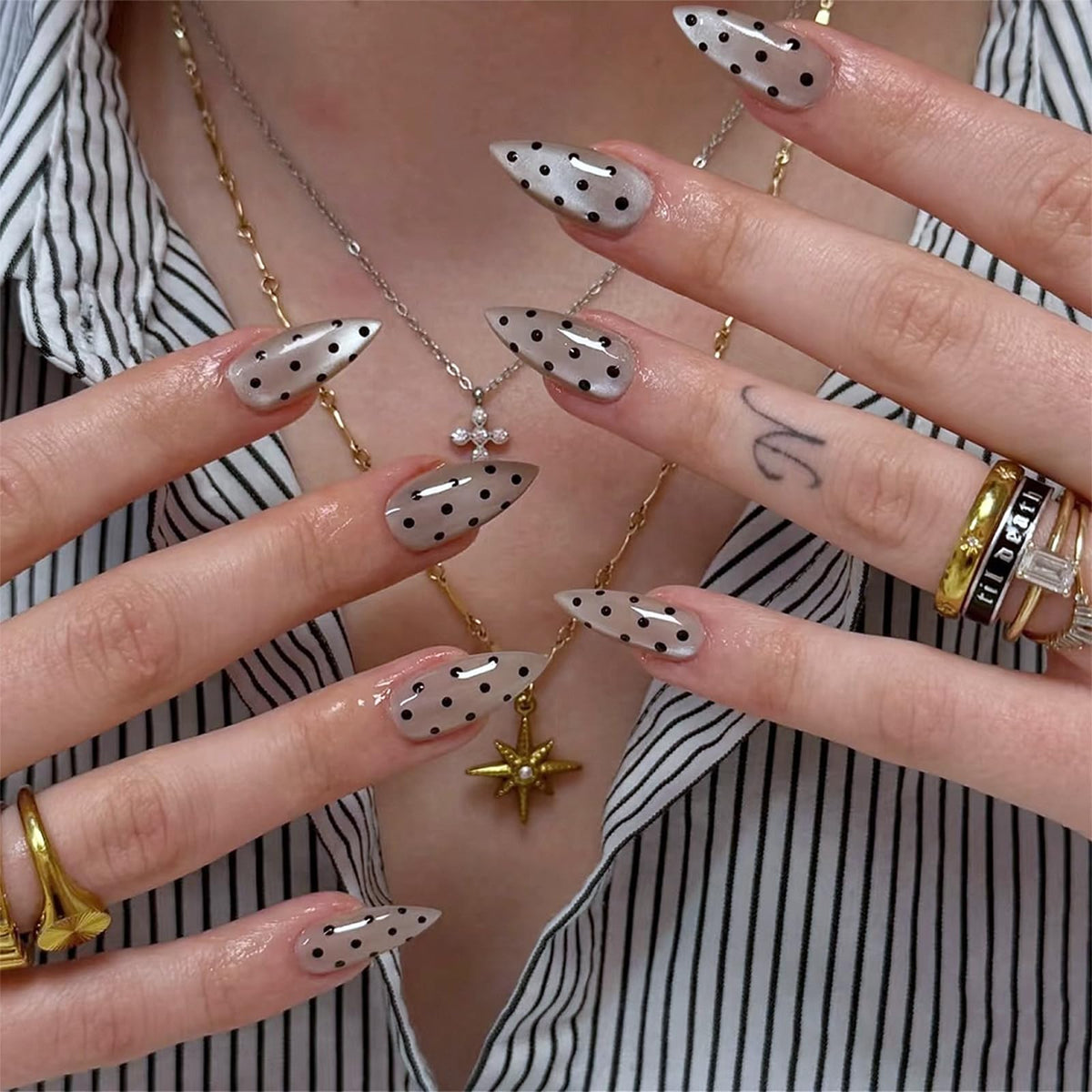Bridal Press on Nails Short Almond Nude 3D White Floral Lace Pearl Wedding