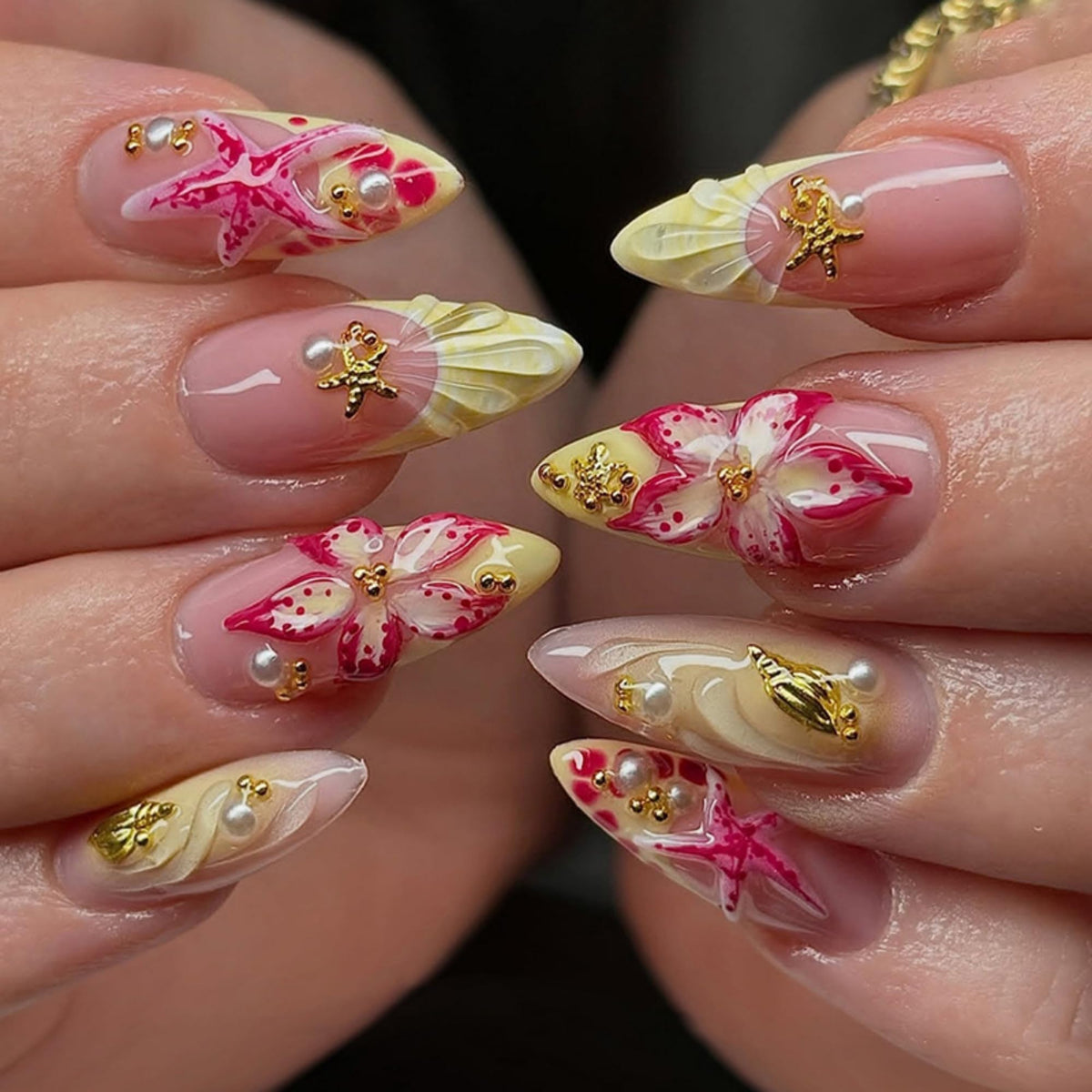 Short Almond Press on Nails Nude Ombre Glossy Fake Nail 30pcs