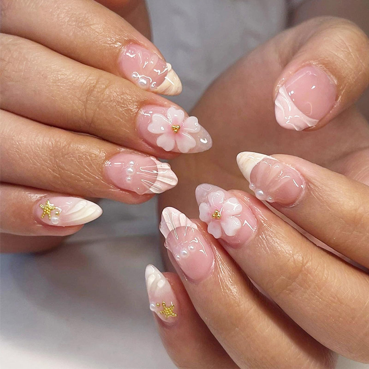 30Pcs Long Stiletto Press On Nails Gold Chrome Fake Nails with 3D Rhinestone Design Amber Gilding Nude Full Cover Acrylic Nails French Tip Glue On Nails Metal False Nails Luxury Manicure Set for Women