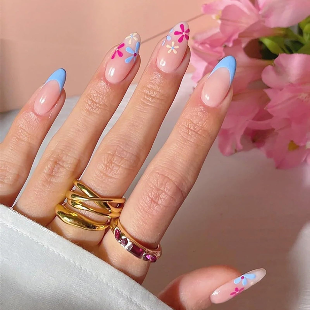 Summer Press on Nails Almond Pink Floral Shell Pearl Gold Dot Fake Women