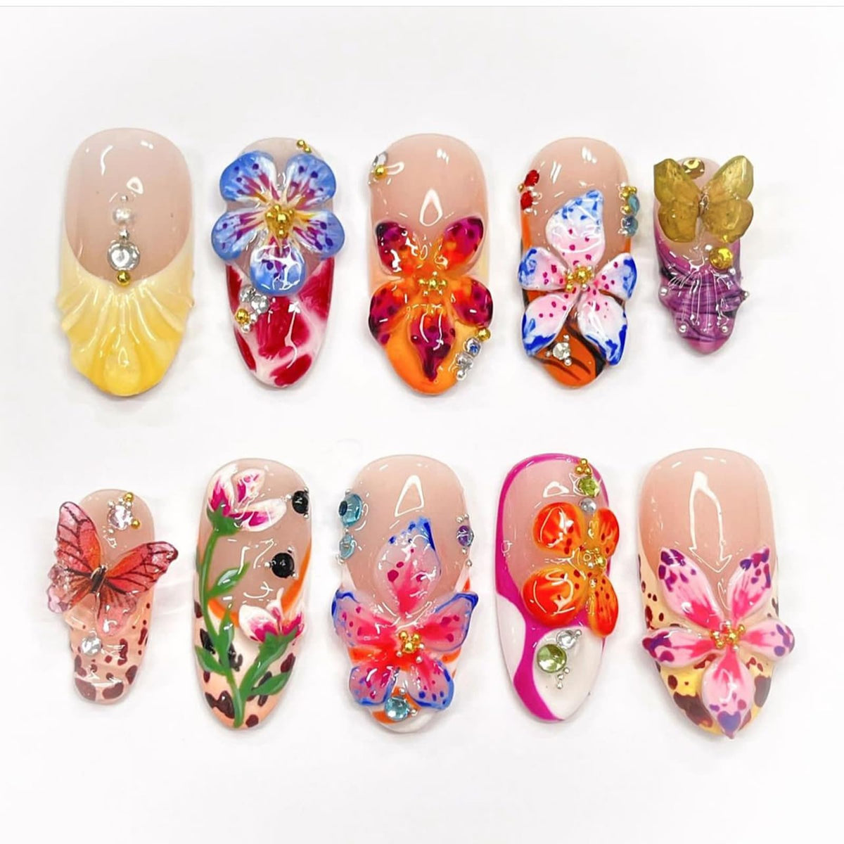 Green Press on Nails Medium Almond Fake Nails with 3D Pearl Rhinestones Designs Gold French Tips Flower Acrylic Nails False Nails White Floral Full Cover Glossy Stick on Nails for Women 24Pcs