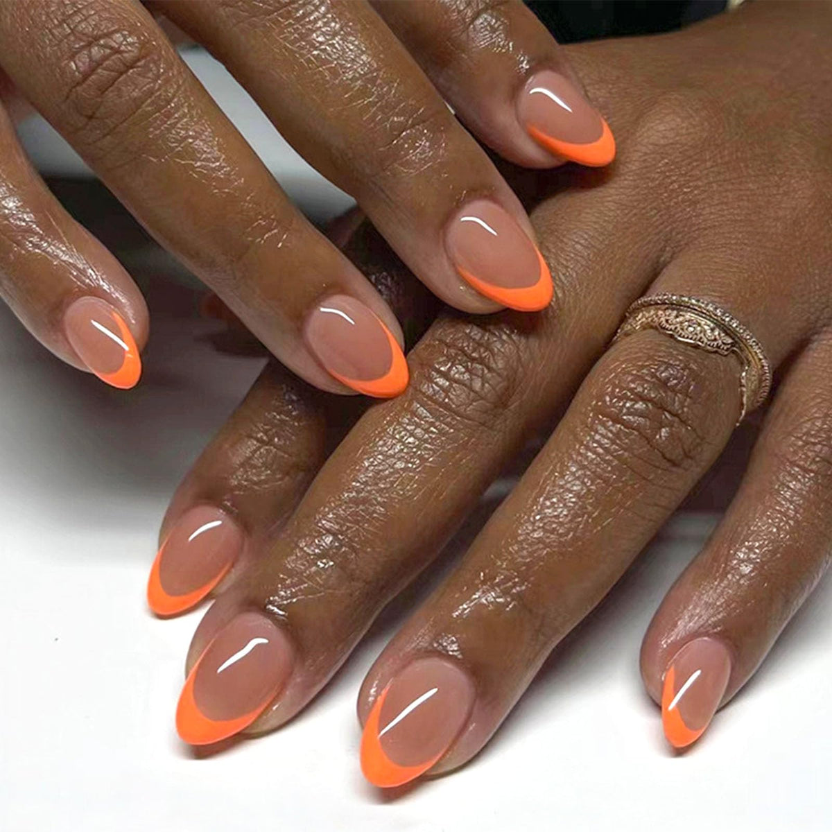 Short Press On Almond Fake Nails - Flower Acrylic Fall Nails Press Ons Full Cover Glue On Cute False Floral Stick On Nails for Women - 30 Pcs