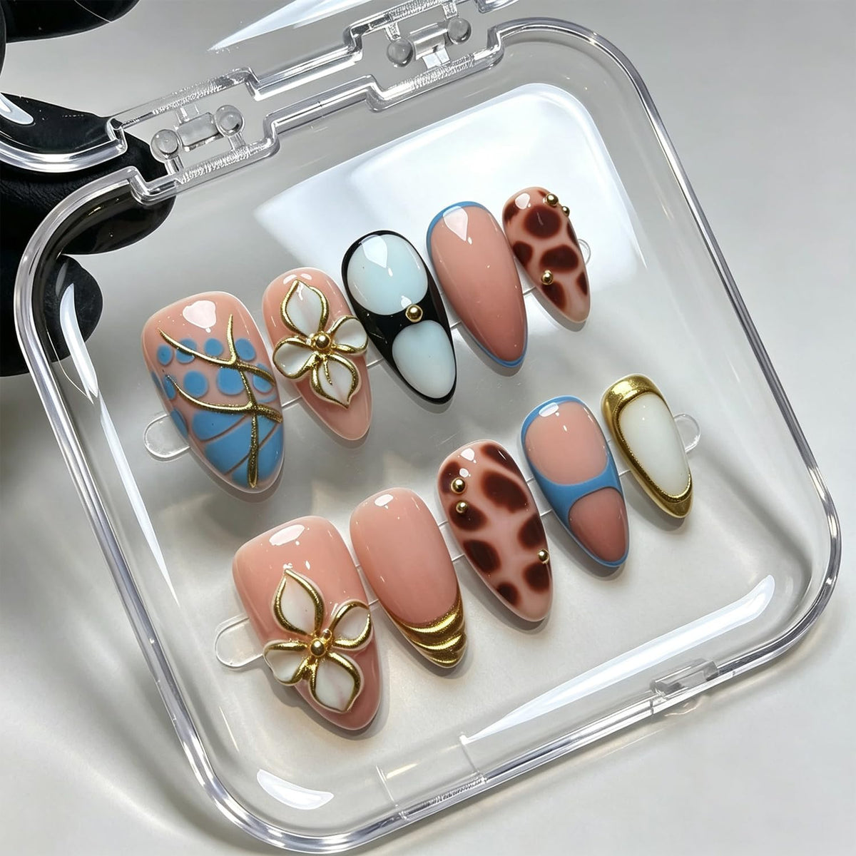 Handmade Press on Nails Gold Beads Almond Fake Nails 10Pcs(Size M)