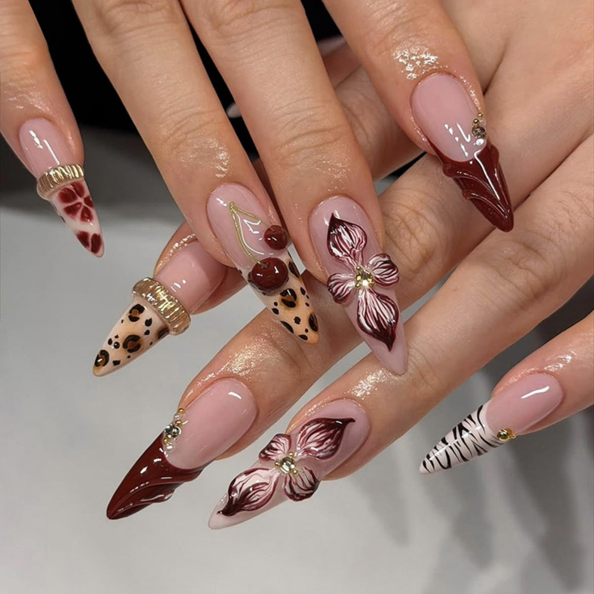 3D Gold Press on Nails Long Stiletto Fake Nails Glossy Nude Blue Full Cover
