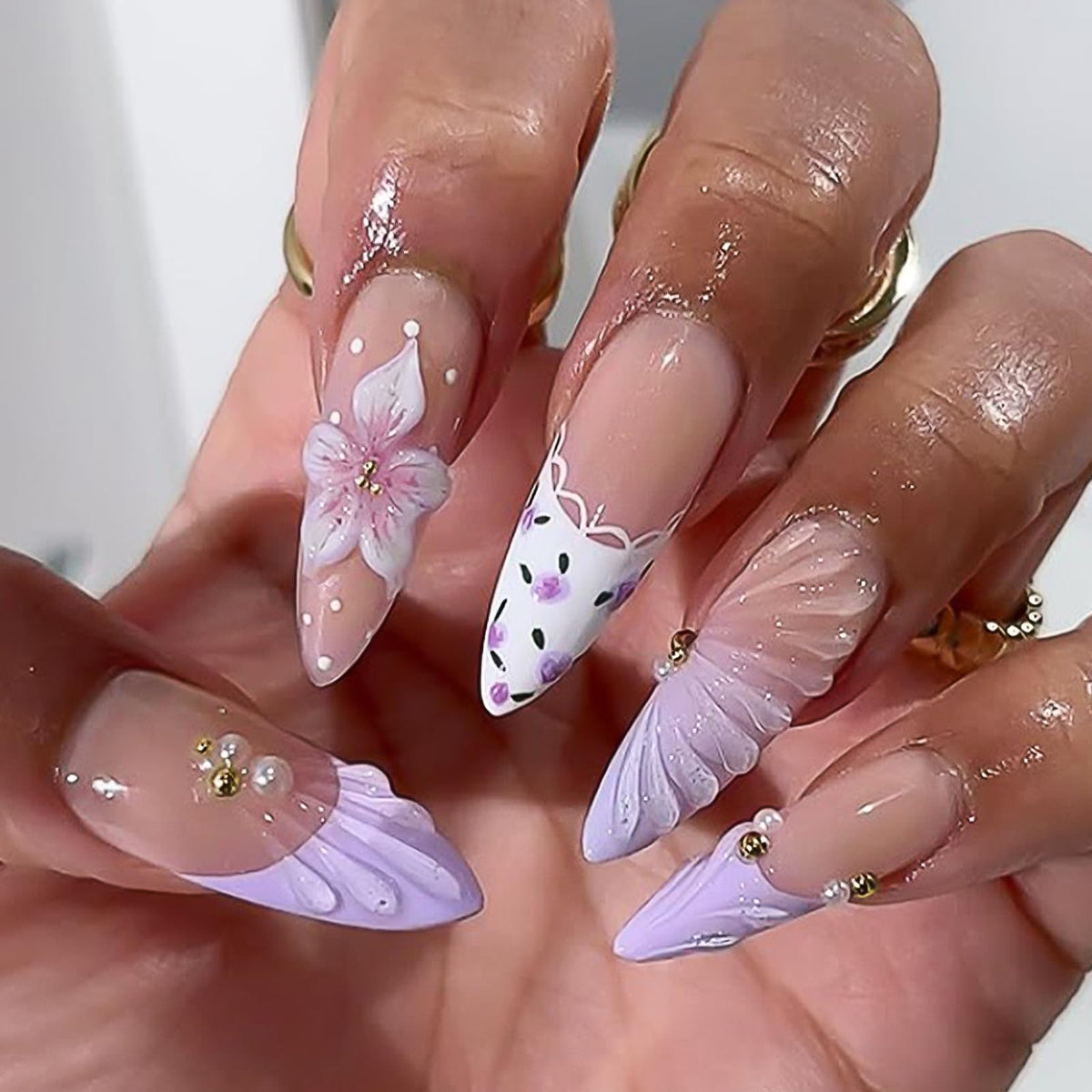 Press on Nails Medium Almond - 3D Gold Flower Vines with Rhinestone Fake Nails, Nude Pink Jelly Champagne Shimmer French Tip Bridal False Nails for Women, 30 Pcs