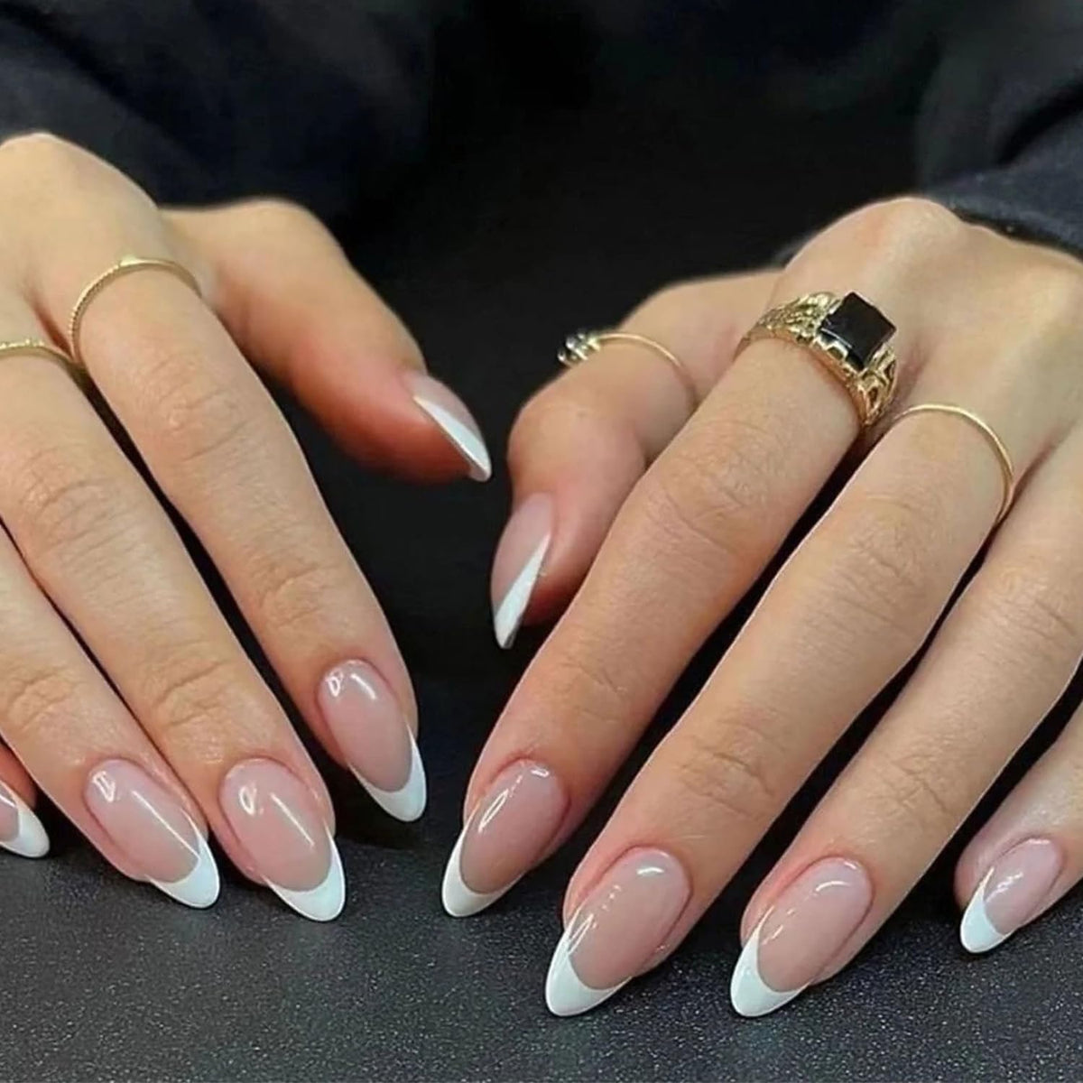 24pcs Short Square Press on Nails French Tip Fake Nails White Flower with Star Design Glitter False Nails Luxury Nail Charms Crafts White Stripes Glue on Nails for Women Manicure Tips