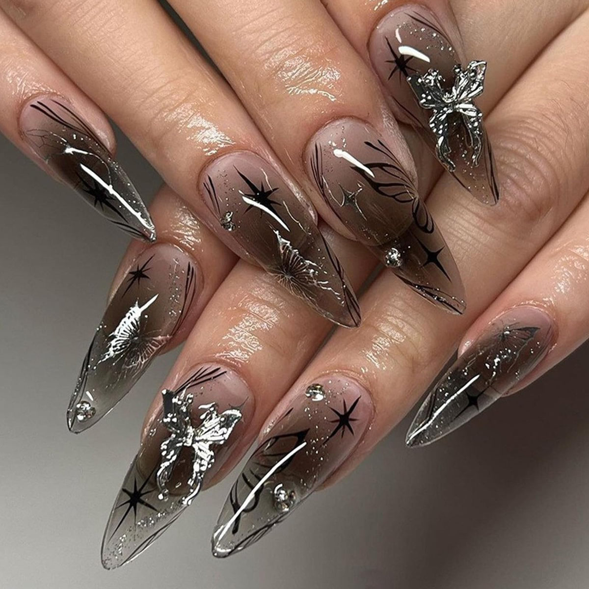 24Pcs Handmade Press on Almond Nails Nude Pink White Gold Flower Fake Nails Pearl False Nails Elegant Summer Nails Glue on Luxurious for Girl Women Stick on Nails Bridal Wedding Formal Events Life