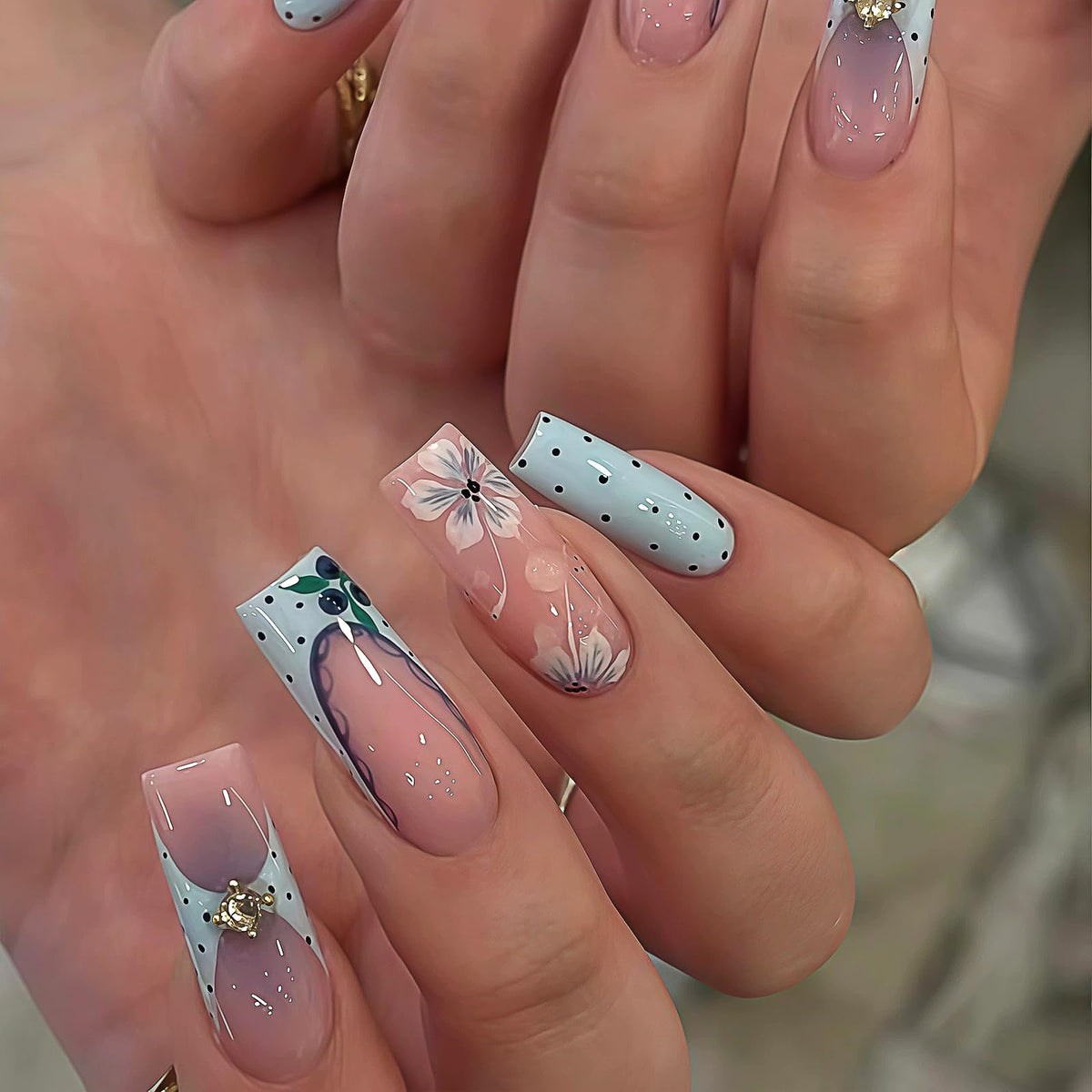 Press on Nails Long Square - 3D Flower Fake Nails with Pearls Design, Luxury Gold Chrome Butterfly French Tip Baroque Baddie False Nails for Women, 24 Pcs