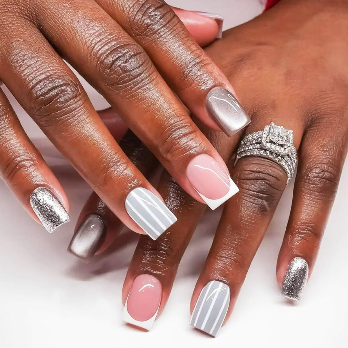 Press on Nails Silver Glitter Rhinestone Medium Square Fake Nails