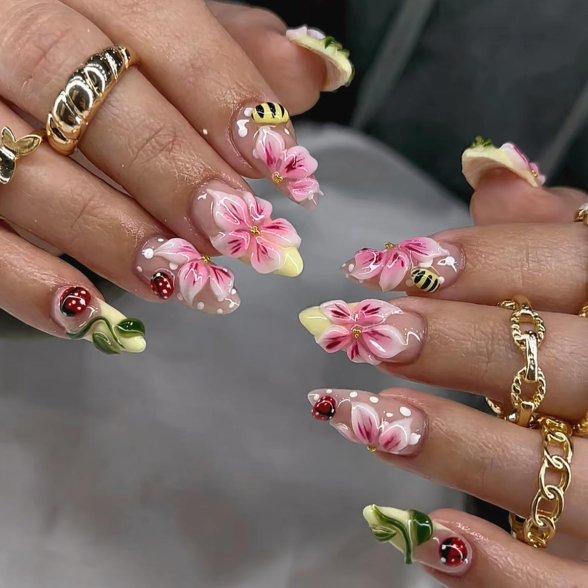 Summer Press on Nails Almond Pink Floral Shell Pearl Gold Dot Fake Women