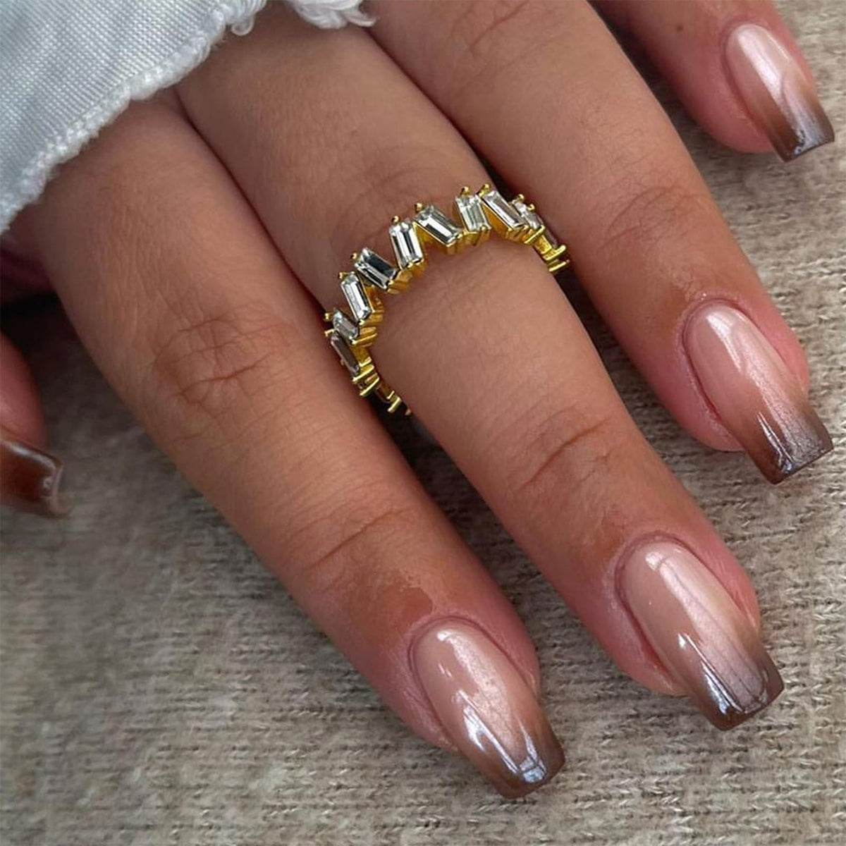 Short Press on Nails Square Fall Burgundy Fake Nails with Golden Glitter Designs Acrylic Nails Press ons Reusable Glue on Nails for Women and Girls Daily Wear 24 Pcs