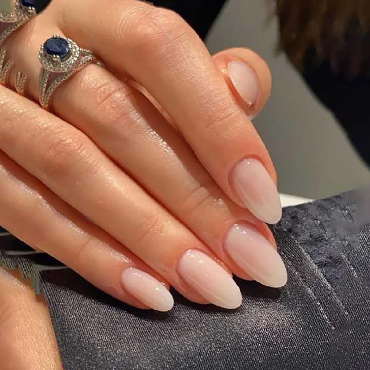 Summer Press on Nails Almond Pink Floral Shell Pearl Gold Dot Fake Women