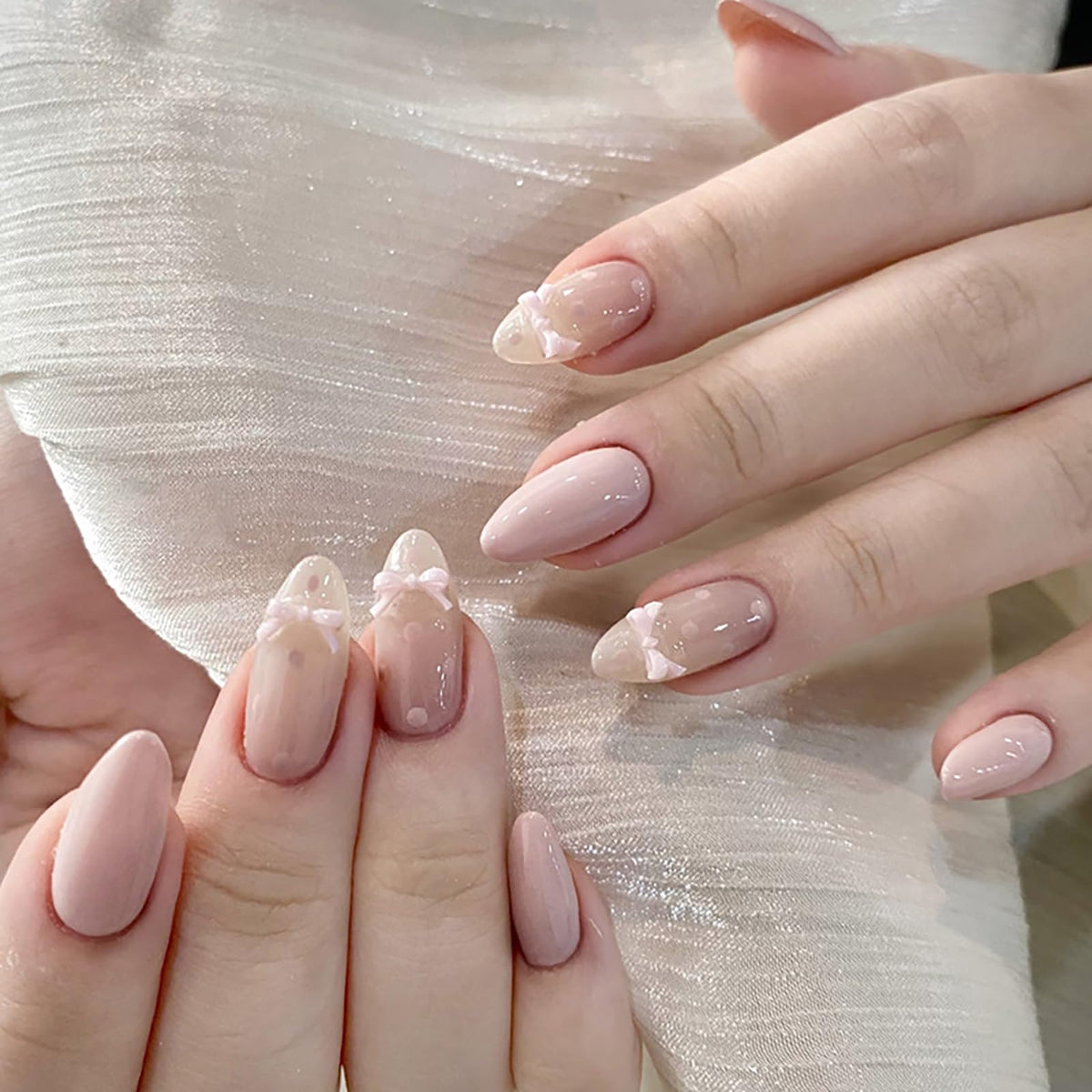 24Pcs Handmade Press on Almond Nails Nude Pink White Gold Flower Fake Nails Pearl False Nails Elegant Summer Nails Glue on Luxurious for Girl Women Stick on Nails Bridal Wedding Formal Events Life