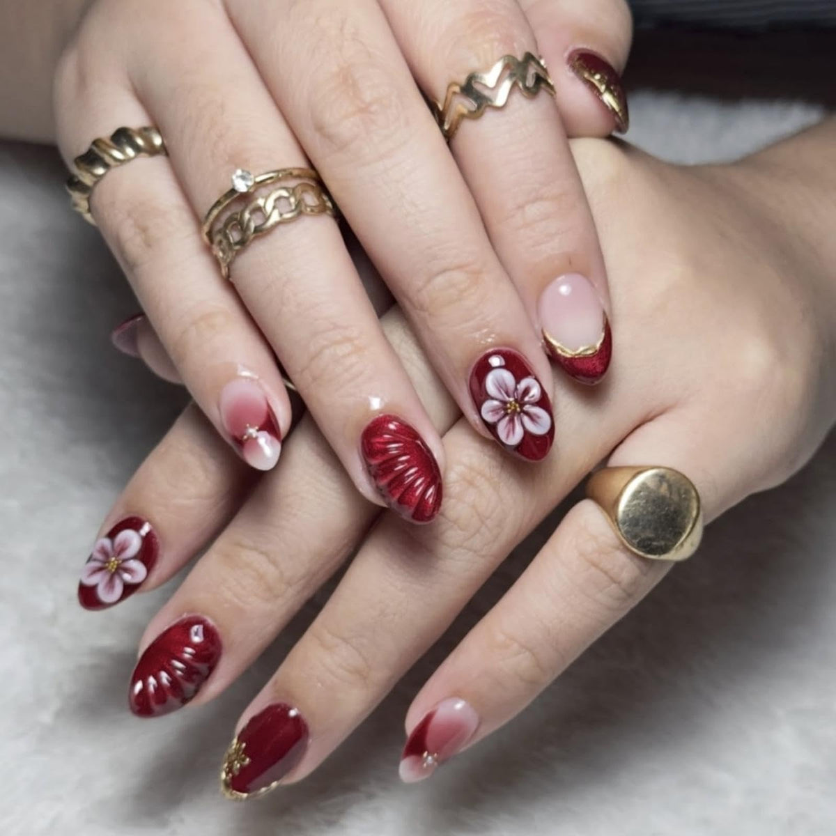 Almond Press on Nails Medium Fake Nails with 5D Metal Lines Charm Design Glossy Pink Nails Press on Curve Glue on Nails Reusable Luxury Silver Beads Acrylic Nail for Women 24Pcs