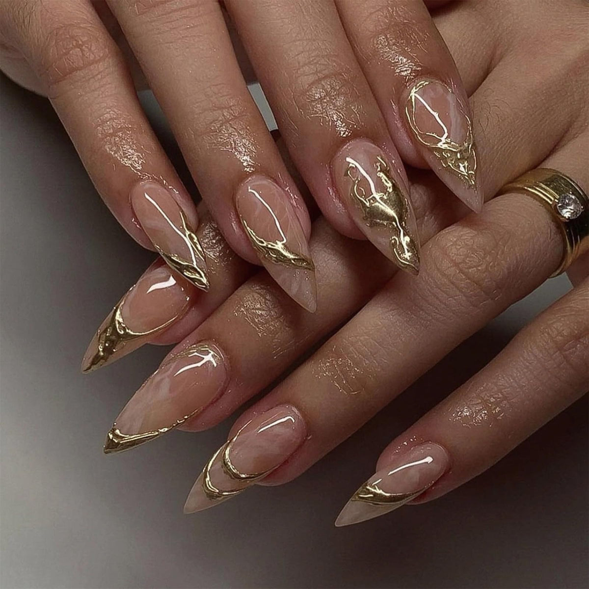 SINHOT Stiletto Press on Nails Long Fake Nails Glossy Glue on Nails Luxury Rhinestones Acrylic Nail White Bling Glitter Almond Artificial Nail Stick on False Nail with Design 24pcs