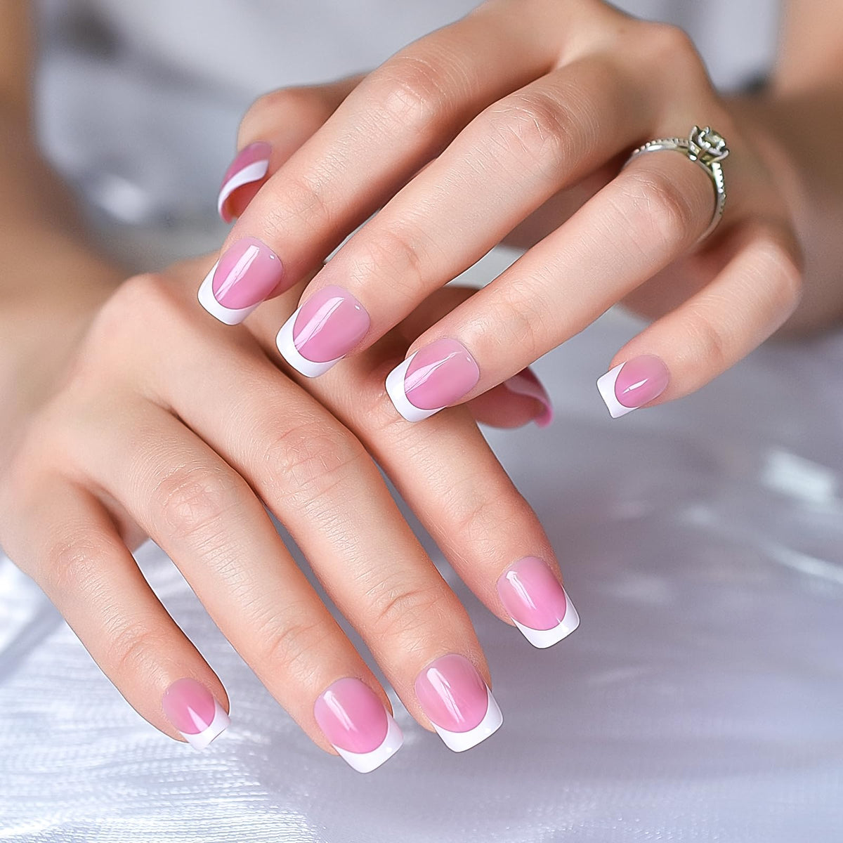 Ombre French Press On Nails Short - IKISKT Fashion Acrylic False Nails, Glue On Nails with Glue Sticker,Fit Perfectly & Natural Stick On Nails - 24PCS Soft UV Gel Fake Nails Kit, Gradient White