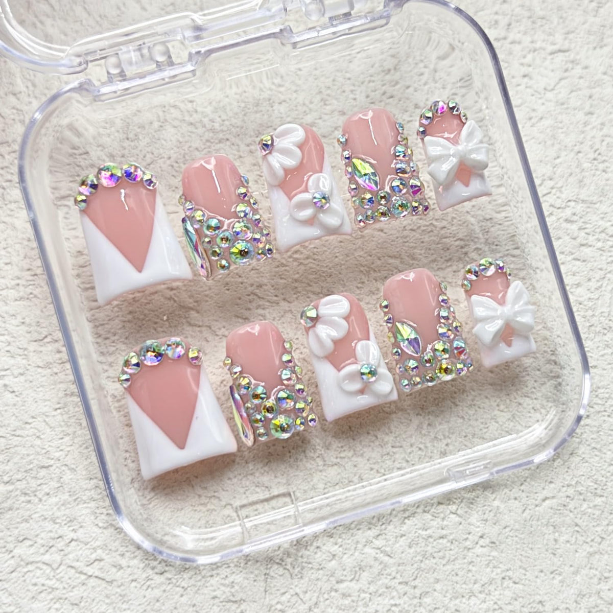 RIICFDD Medium Duck Press on Nails Rhinestone French Handmade Nails(S)