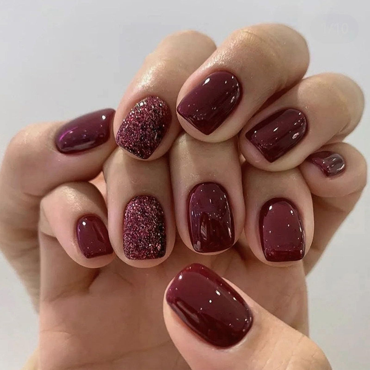 Short Press on Nails Square Nude Ombre Fake Nails Press ons White Glue Stick on Nails with Designs Full Cover Acrylic Glossy Artificial Cute False Nail for Women Girls 24 Pcs