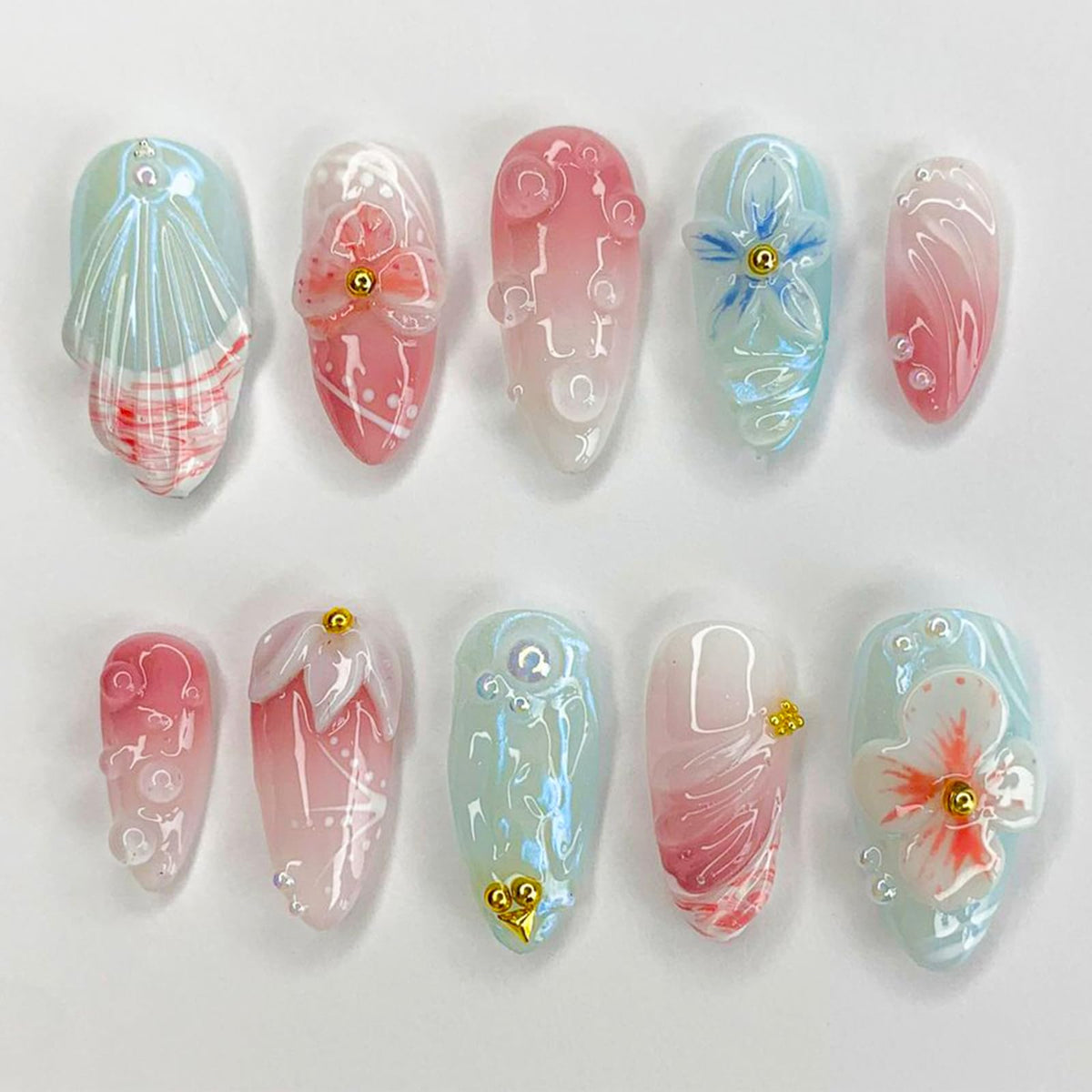 30Pcs Long Stiletto Press On Nails Gold Chrome Fake Nails with 3D Rhinestone Design Amber Gilding Nude Full Cover Acrylic Nails French Tip Glue On Nails Metal False Nails Luxury Manicure Set for Women