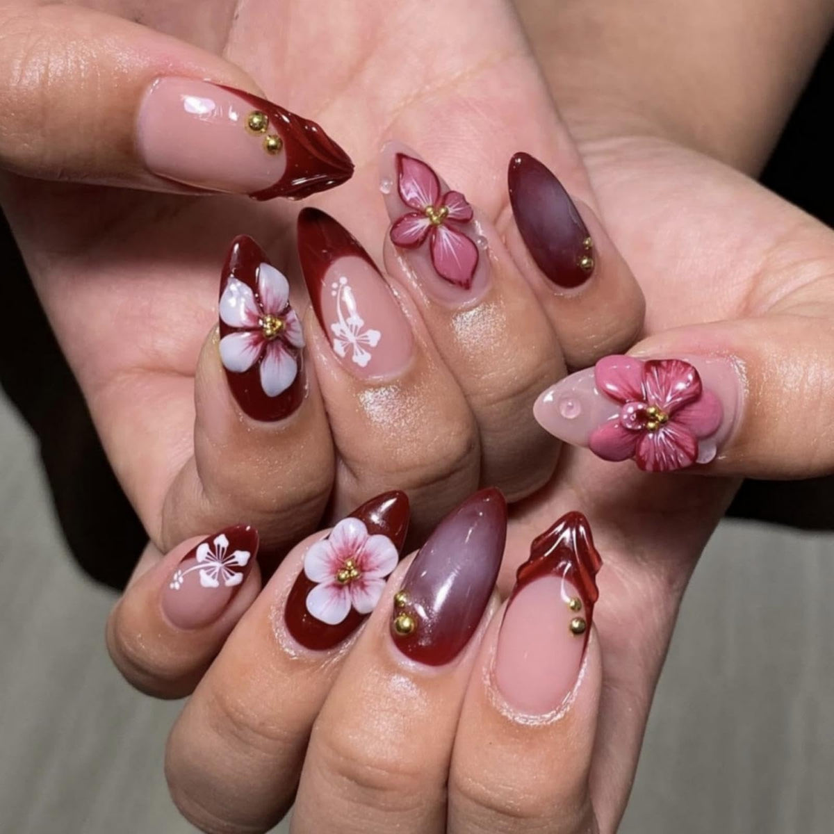 Almond Press on Nails Medium Fake Nails with 5D Metal Lines Charm Design Glossy Pink Nails Press on Curve Glue on Nails Reusable Luxury Silver Beads Acrylic Nail for Women 24Pcs