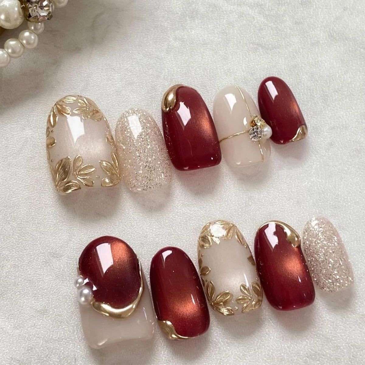 30Pcs Handmade Press on Nails Medium Almond Shape 3D Flower Fake Nails with Chrome Gold Foil Leaves Pearl Designs Nude White Shiny Acrylic Nails Reusable Full Cover Artificial False Nails for Women