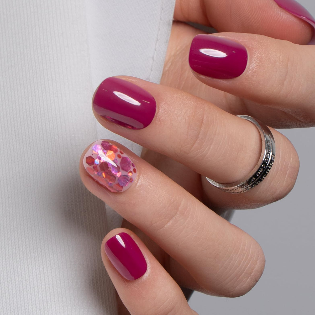 CurvLife Extra Short Oval Press On Nails, Nude Peach Pink, Soft Gel