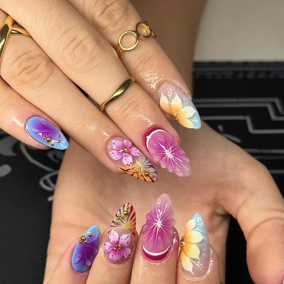Long Almond Glitter Press on Nails Nude Pink Fashion Gold Fake Nails Full Cover Sparkling Stick On Nails Glossy Thin Design Glue on Nails for Girl Women False Nails Daily Office Party Wedding 24 Pcs