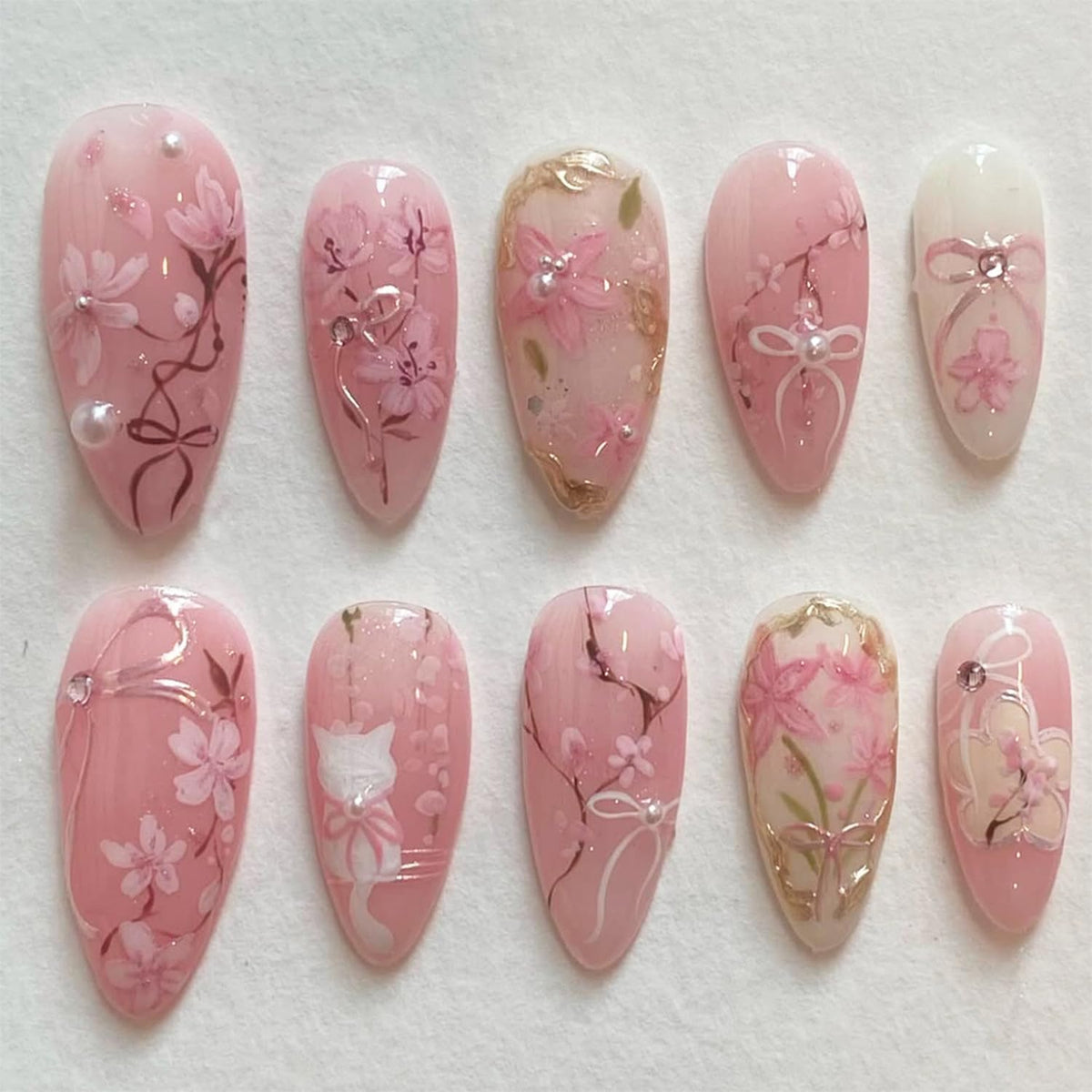 24pcs White French Tip Press on Nails Medium Almond Fake Nails with 3D Bow Acrylic Nails Design Gold Line Stick on Nails French False Nails Kit Full Cover Glue on Nails for Women Nail Decoration