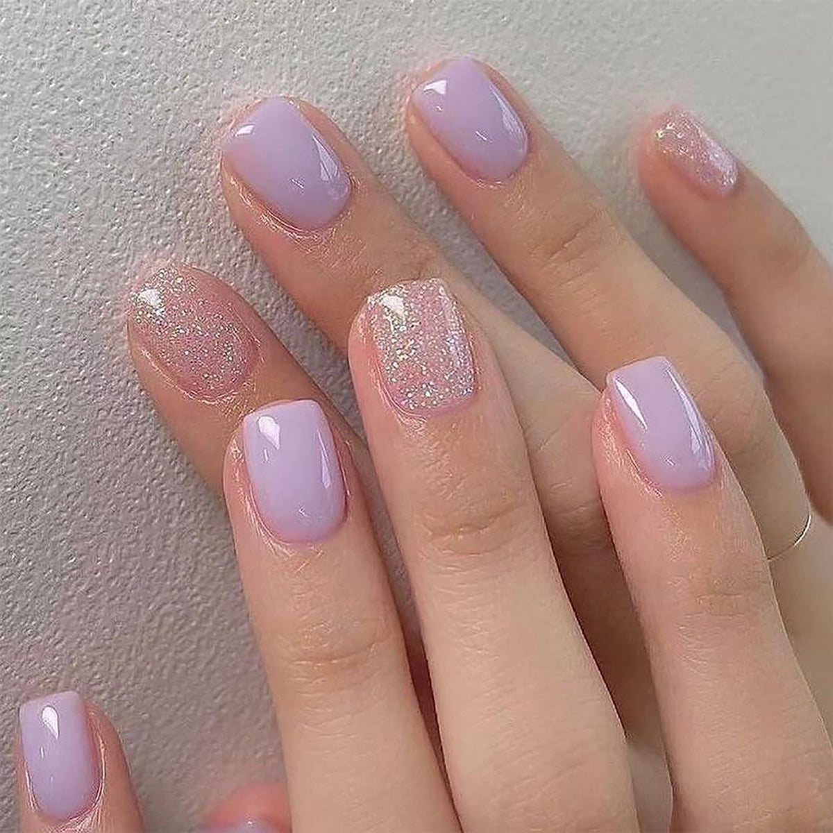 French Tip Press on Nails Glitter Petite Short Square Fake Nails Pink Nude Glossy Design Sparkly False Nails Glue on Nails with Full Cover Acrylic Stick for Women Girls Nail Decorations 24Pcs