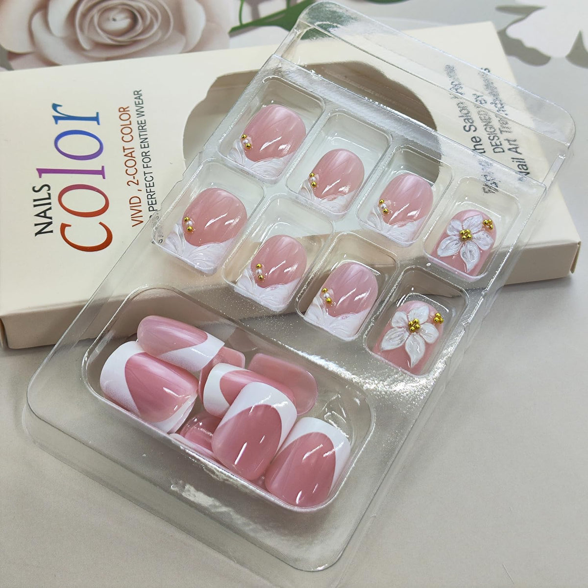 Short Square Press on Nails Flower White French Tip Fake Nails with 3D Floral Gold Bead Designs Glossy Reusable Full Cover Stick on False Nail Set for Women 24 Pcs