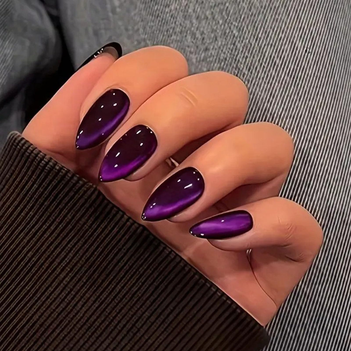 French Tip Press on Nails Almond Medium Fake Nails with Chrome Glitter Designs Nails Press ons Pink Gold Glue on Nails Natural False Nails Glossy Artificial Nails Simple Stick on Nails for Women 24Pcs