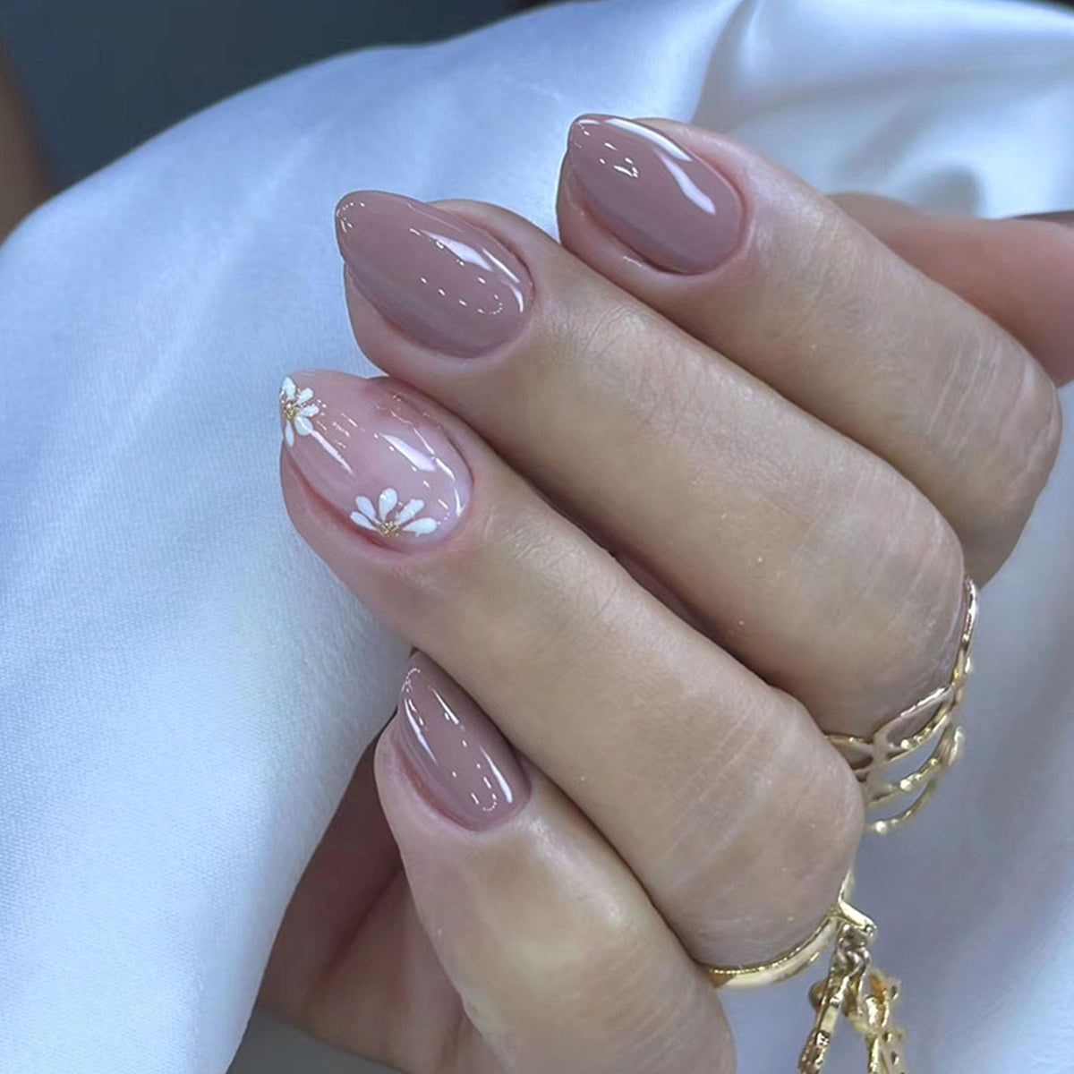 Short Press On Almond Fake Nails - Flower Acrylic Fall Nails Press Ons Full Cover Glue On Cute False Floral Stick On Nails for Women - 30 Pcs