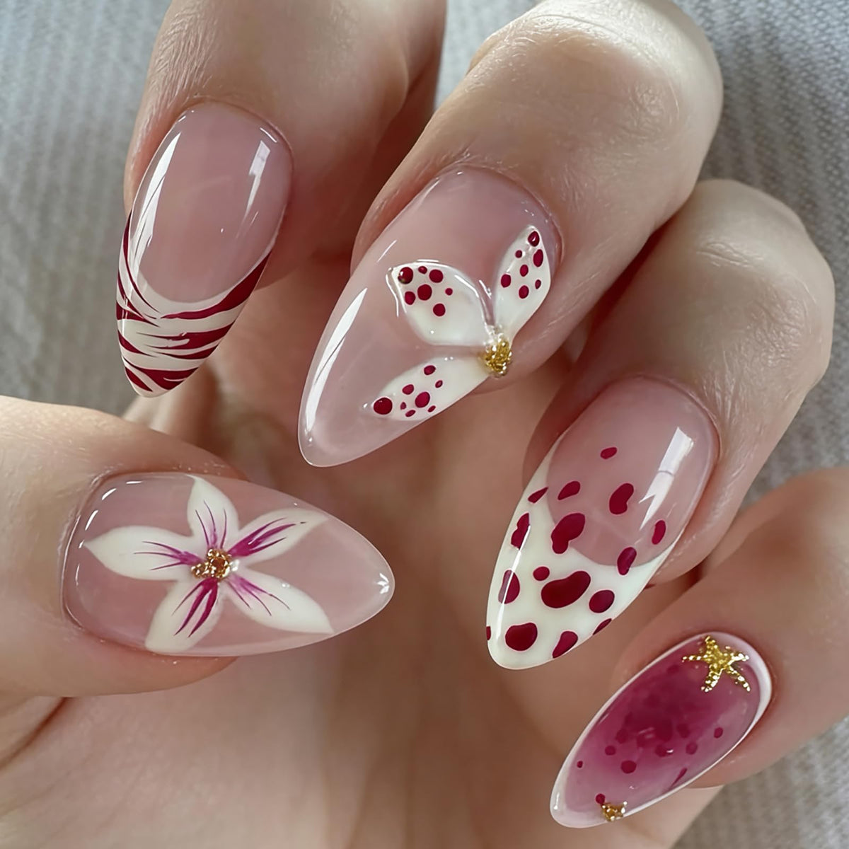 Long Almond Glitter Press on Nails Nude Pink Fashion Gold Fake Nails Full Cover Sparkling Stick On Nails Glossy Thin Design Glue on Nails for Girl Women False Nails Daily Office Party Wedding 24 Pcs