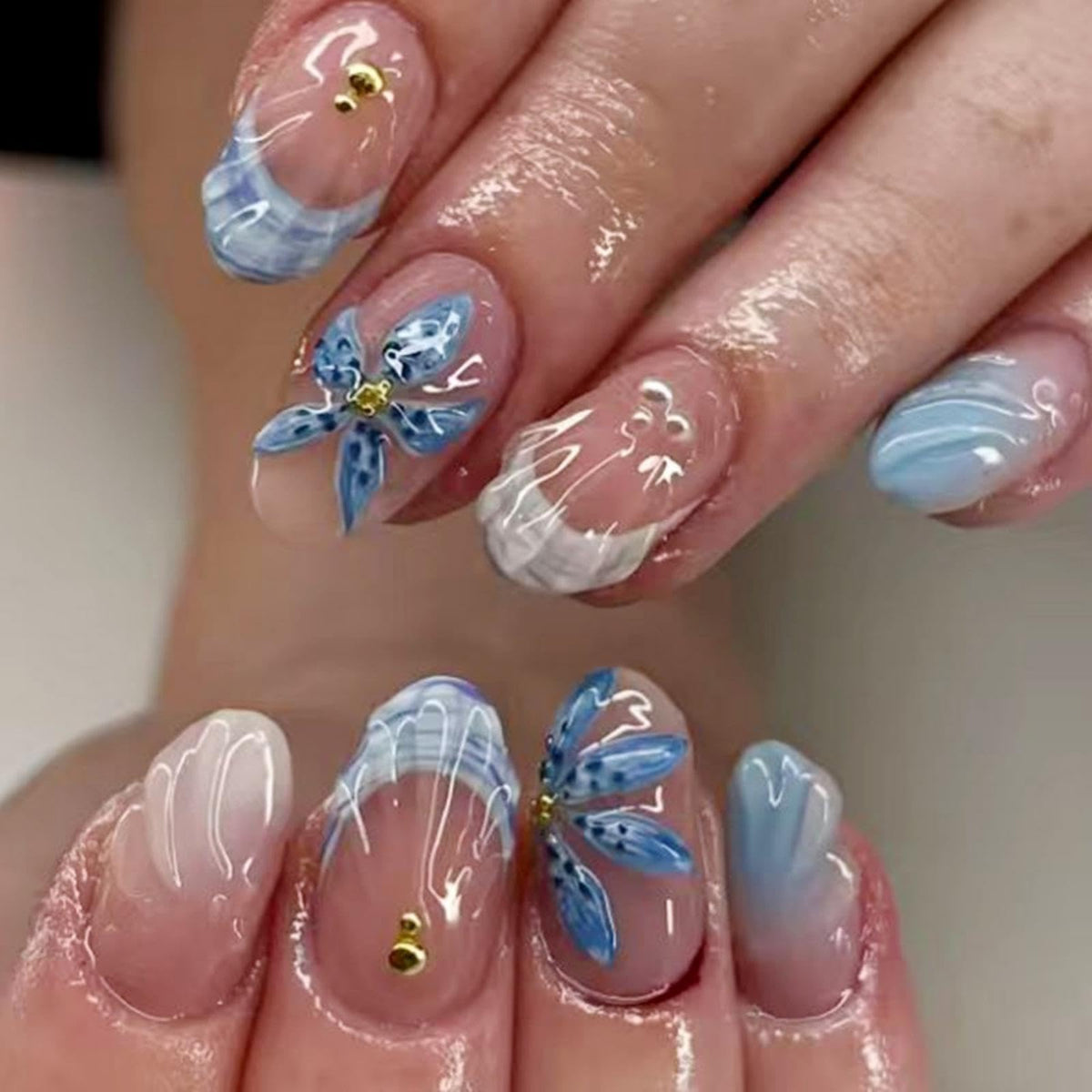 3D Handmade Pink Flower Press on Nails Blue French Tip Almond Fake Nails with Gold Metal Charms Luxury Reusable Full Cover Pink Acrylic Nails Press on for Women 24Pcs