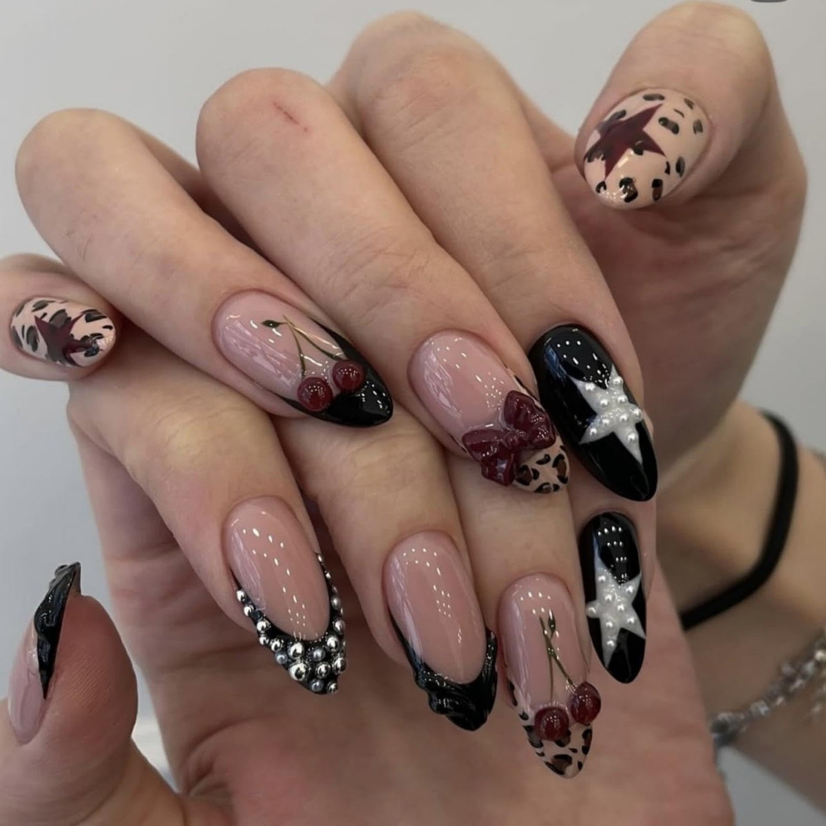 Almond Press on Nails Medium Fake Nails with 5D Metal Lines Charm Design Glossy Pink Nails Press on Curve Glue on Nails Reusable Luxury Silver Beads Acrylic Nail for Women 24Pcs
