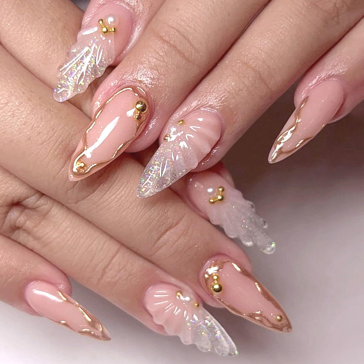 24Pcs French Tip Press on Nails Gloss Short Almond Fake Nails Bow Designs White French Nails Pearl Press ons Cute False Nails Artificial Rhinestones Stick on Nails Acrylic Nails for Women Nail Decor
