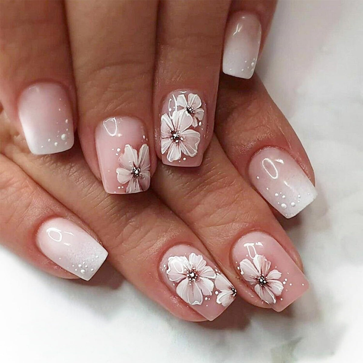 Glossy Nude Gold French Tip Press On Nails Short Almond, 30 PCS