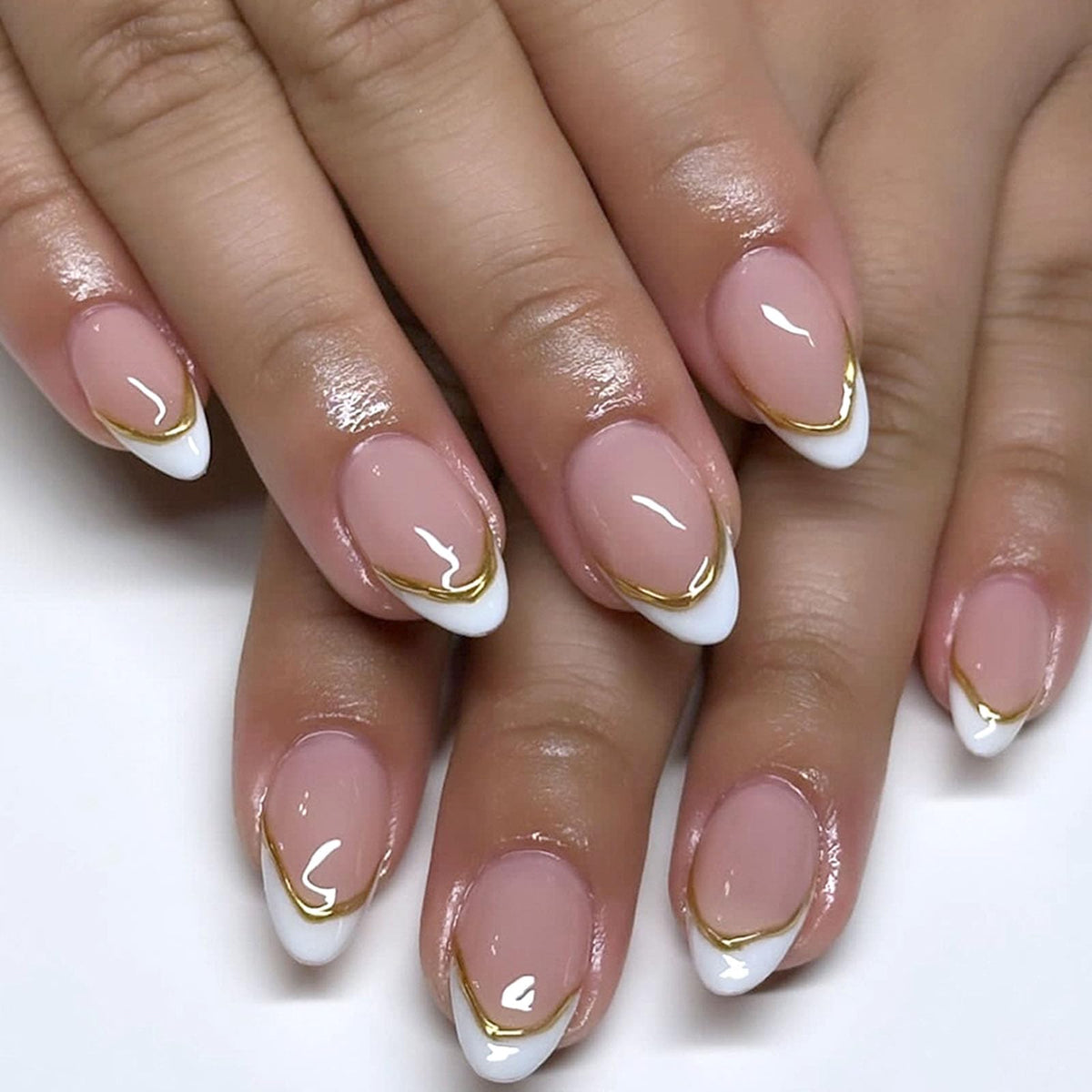 Short Press On Almond Fake Nails - Flower Acrylic Fall Nails Press Ons Full Cover Glue On Cute False Floral Stick On Nails for Women - 30 Pcs