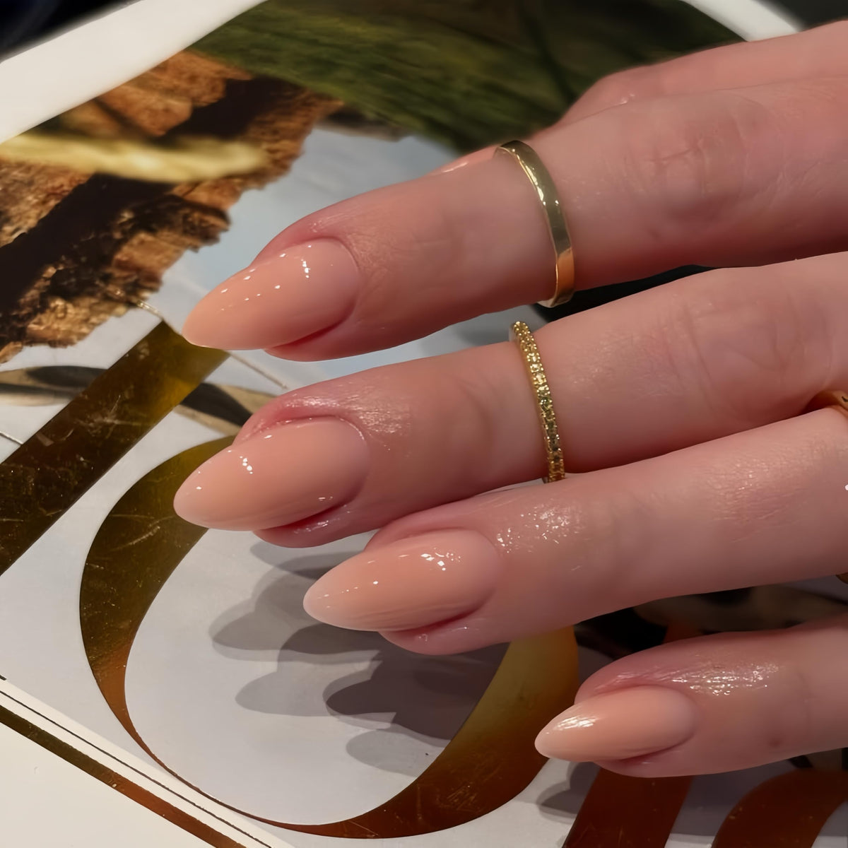 KQueenest Pastel Light Pink Press on Nails Short Oval, Glossy Soft Gel Fake Nails Press on, Round Fake Nails with UV Cover, Thick Acrylic Glue on Nails for Wome Wedding & Everyday 30 Pcs