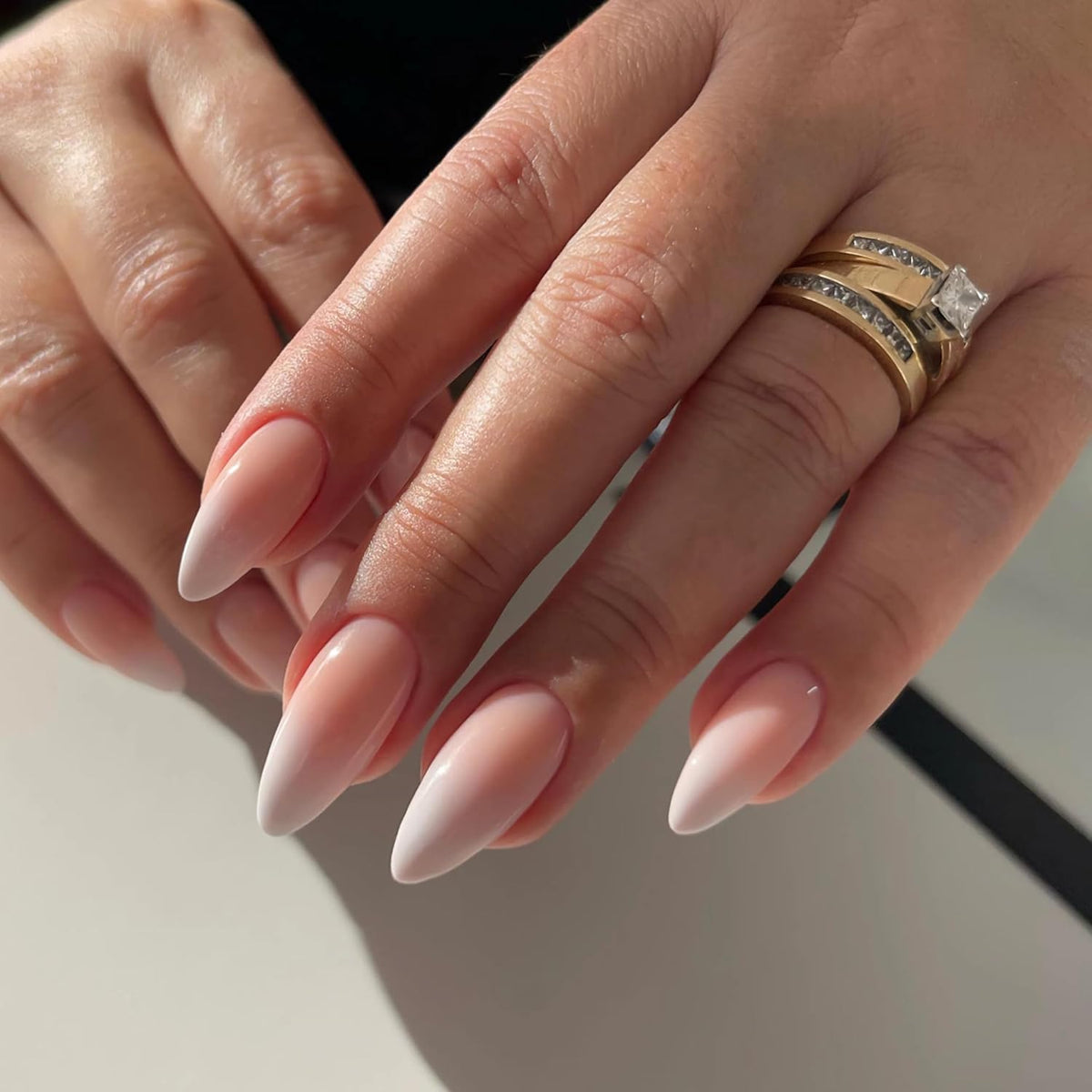 Qsnidy Press on Nails Almond, Ombre Nude to White, Glossy Fake Nails