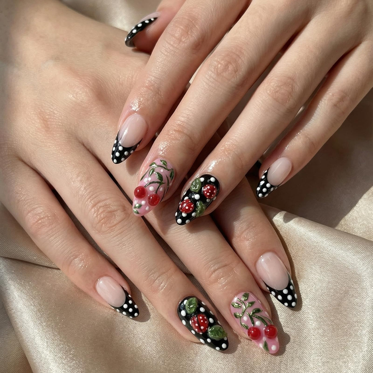 Short Almond Press on Nails Nude Ombre Glossy Fake Nail 30pcs