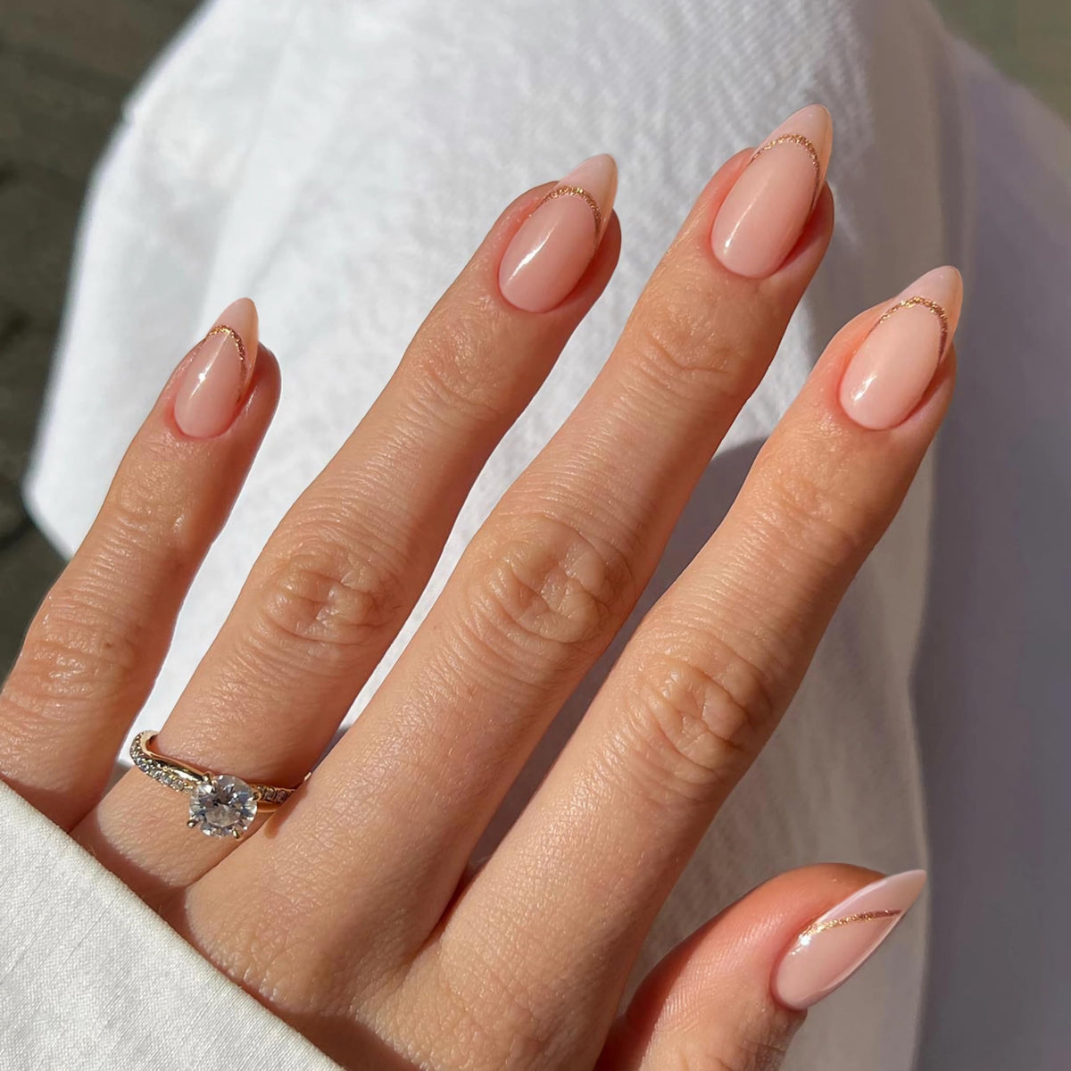 Qsnidy Press on Nails Almond, Ombre Nude to White, Glossy Fake Nails