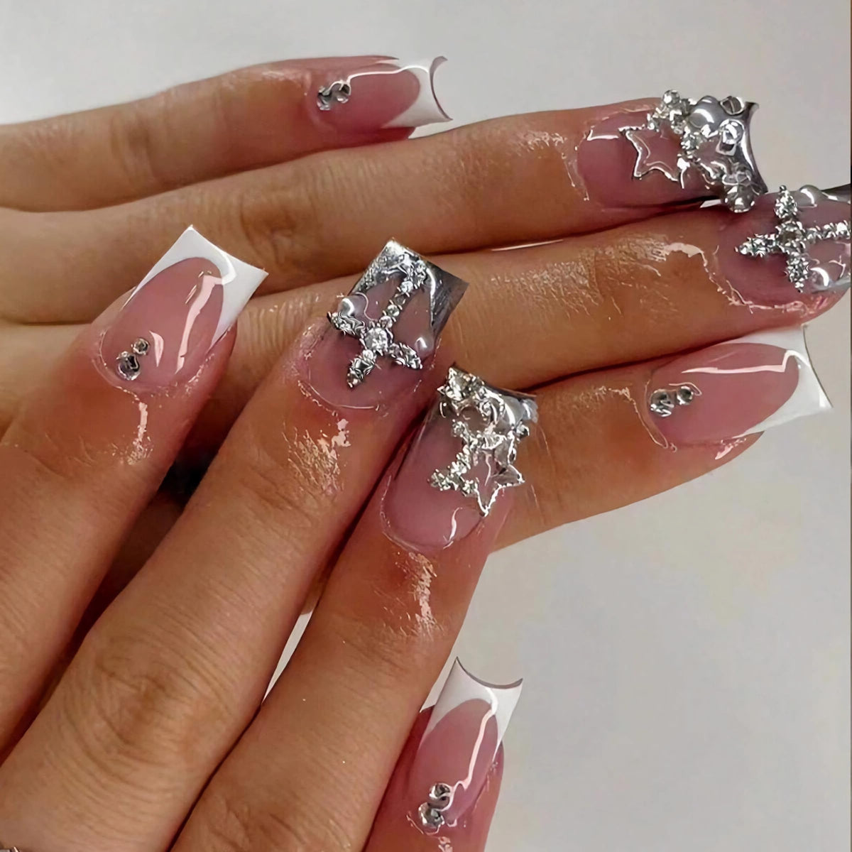 BABALAL Bridal Lace Press On Nails, Medium Almond Fake Nails with 3D White Floral & Pearl, Nude Ombre Acrylic Stick On Nails for Women 24Pcs